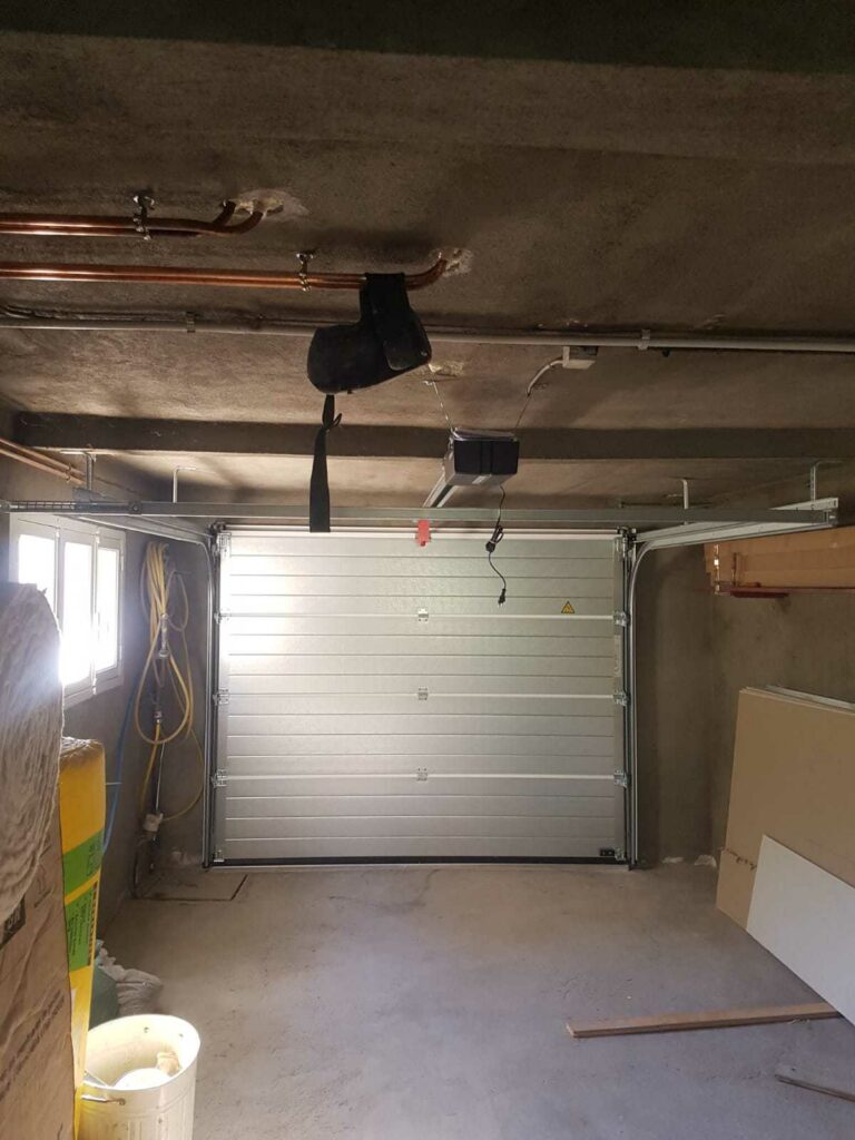 Porte-de-garage-sectionnelle-3