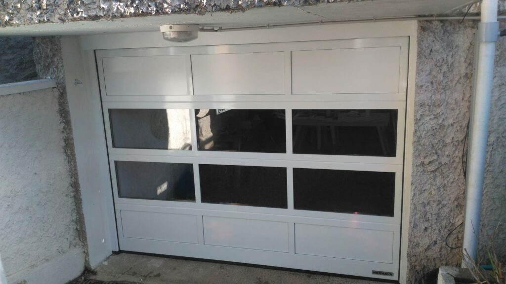 Porte-garage-carde-alu