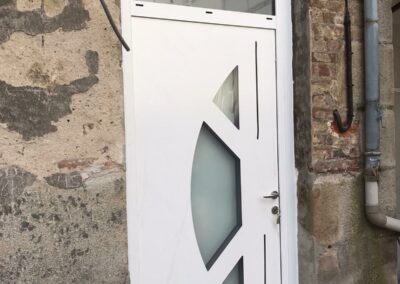 Conception de porte sur mesure à Firminy